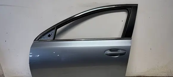 KIA Ceed Front door
