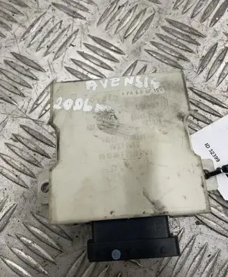 Toyota Avensis T250 Window wiper relay 8594005040