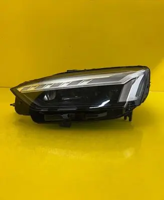 Audi A5 Headlight/headlamp 8W6941039