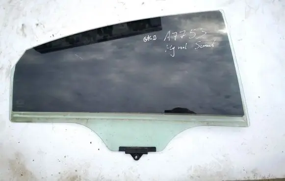 Hyundai Sonata Rear door window glass