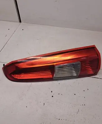 Volvo V70 Rear/tail lights 9154494
