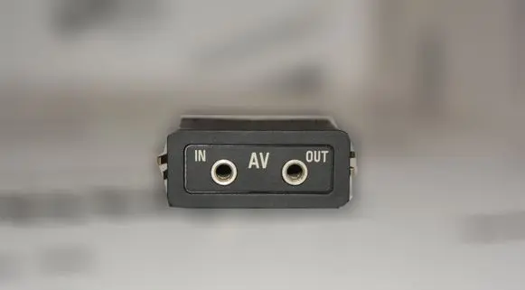 BMW X5 E53 AUX in-socket connector 8368346