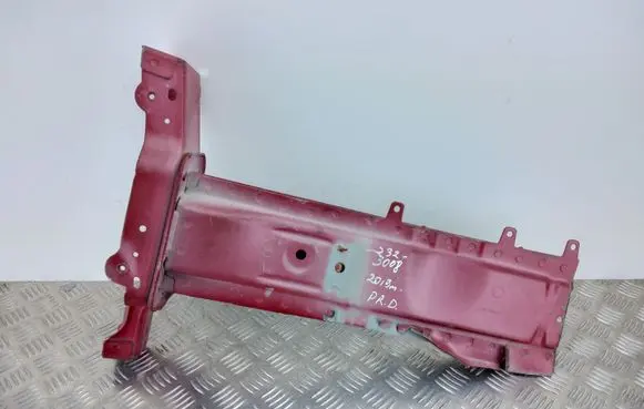 Peugeot 3008 II Front side member 