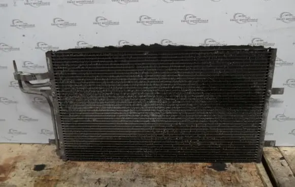 Ford Focus A/C cooling radiator (condenser) 