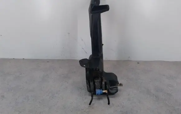 Opel Zafira B Windshield washer fluid reservoir/tank 13145448