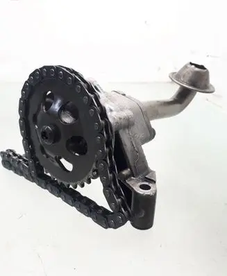 Volkswagen Golf IV Oil pump 06A115105B 06A115121