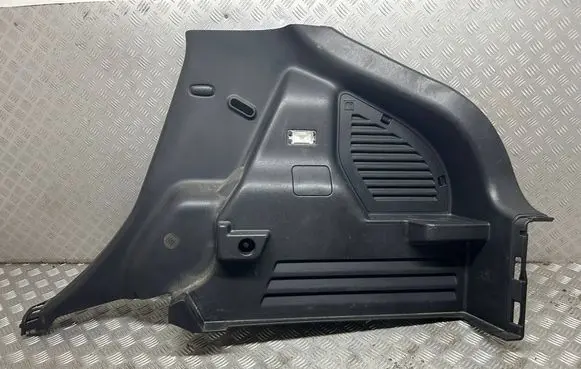 Trunk/boot side trim panel