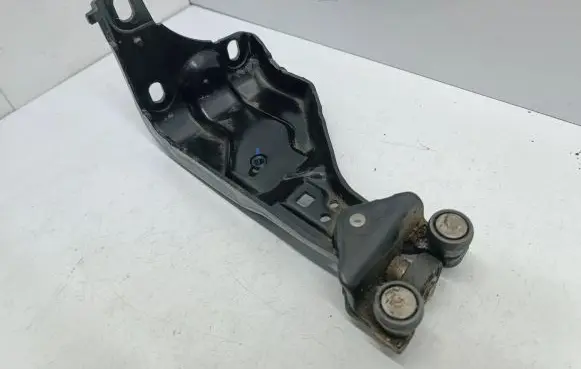 Citroen C8 Sliding door lower roller guide/hinge 