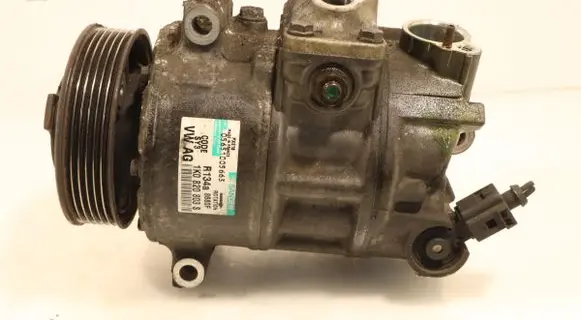 Volkswagen PASSAT B6 Air conditioning (A/C) compressor (pump) 1K0820803S