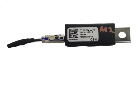 Tesla Model 3 Antenna control unit 155133100B