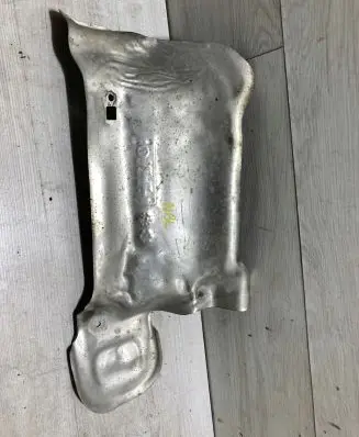 Volkswagen Beetle A5 Heat shield in engine bay 1k1423981b