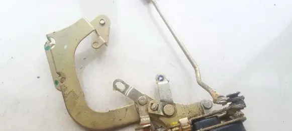 Nissan Note (E12) Front door lock