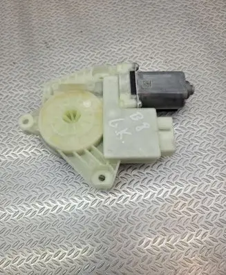 Volkswagen Passat Alltrack Rear door window regulator motor 5Q4959812H