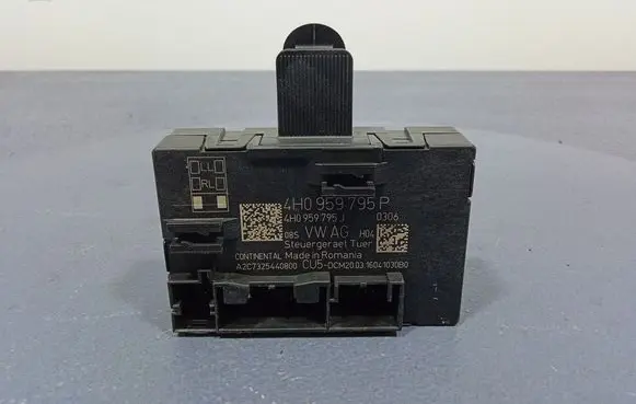 Volkswagen Touareg II Other control units/modules 4H0959795P
