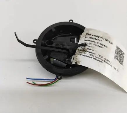 Opel Corsa F Wing mirror control module 9838077180