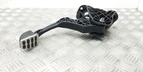 Clutch pedal