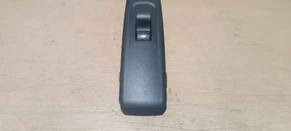 Opel Combo E Electric window control switch 98044803ZD