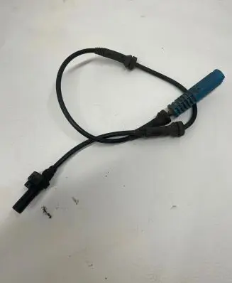 BMW 5 E60 E61 ABS brake wheel speed sensor 10507370