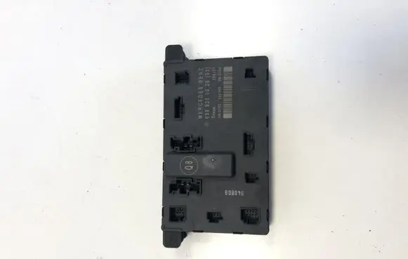 Mercedes-Benz Vito Viano W639 Door control unit/module 6398200026 356177