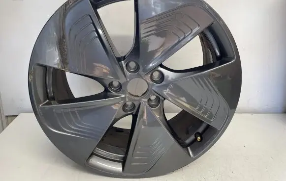 Cupra Born R18 alloy rim 10E601025N