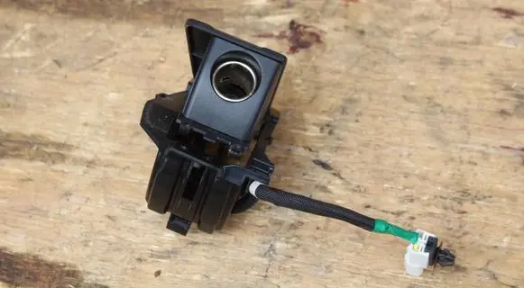 Lexus UX 12 V Socket (rear) 5882076040 5882676020