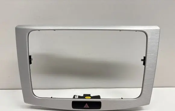 Volkswagen PASSAT B7 Radio/GPS head unit trim 3AA858069 92828224