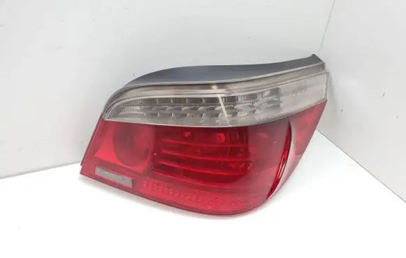 BMW 5 E60 E61 Rear/tail lights 164298 7177702 16431600