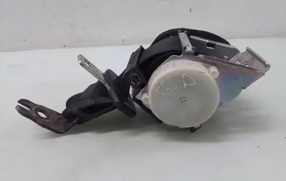 Ford Focus ST Rear seatbelt