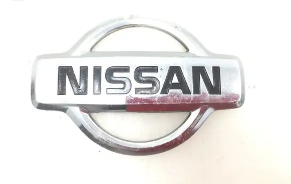 Nissan Almera Tino Manufacturer badge logo/emblem 84890BU300