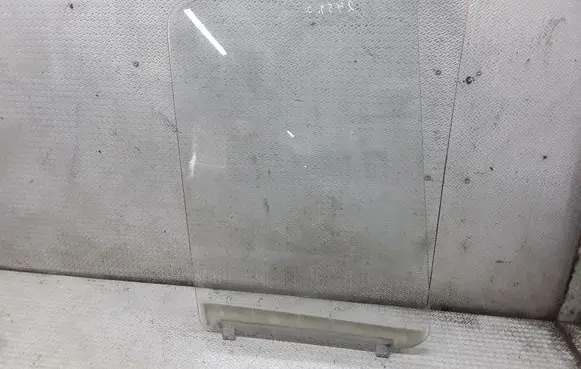 Ford Transit Front door window glass four-door