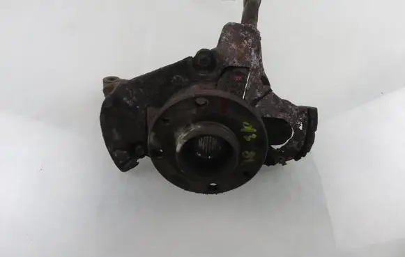 Fiat Panda II Front wheel hub spindle knuckle