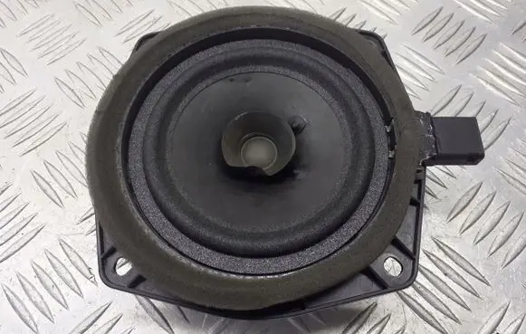 Mitsubishi Colt CZ3 Subwoofer speaker 4400A228XB