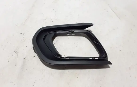 Dacia Sandero Front bumper lower grill 261A38935R