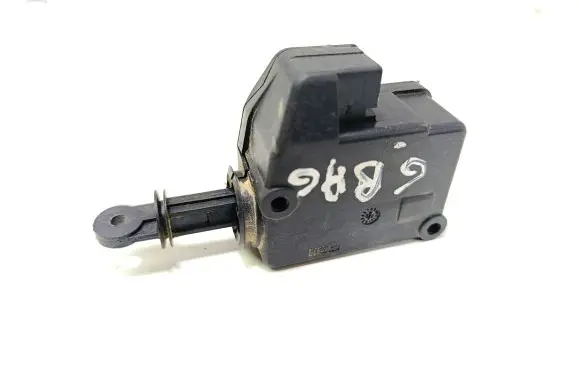 Mitsubishi Space Star Tailgate boot lock/latch motor 