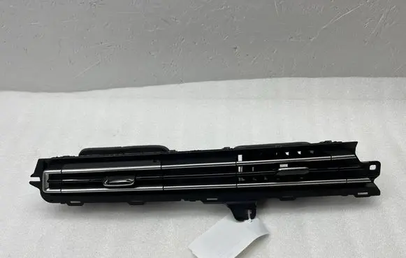 Audi A3 8Y Dash center air vent grill 8Y2820951B