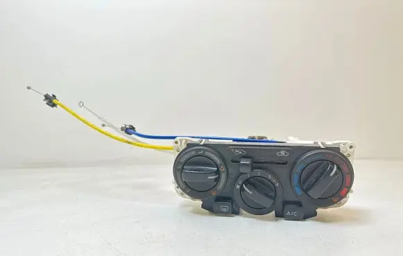 Nissan Note (E11) Climate control unit N107001B