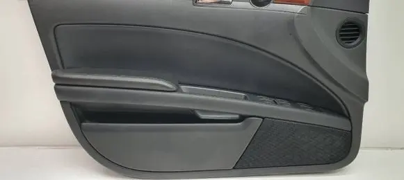 Volkswagen Phaeton Front door card panel trim