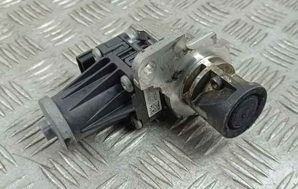 Nissan Qashqai EGR valve H8200129863