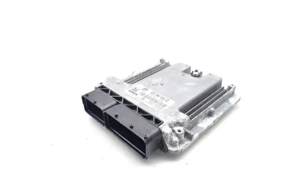 Volkswagen Golf V Engine control unit/module 03G906016CB 0281011900