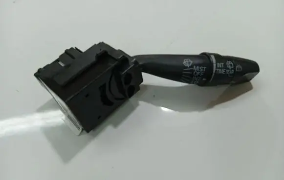 Honda FR-V Wiper control stalk