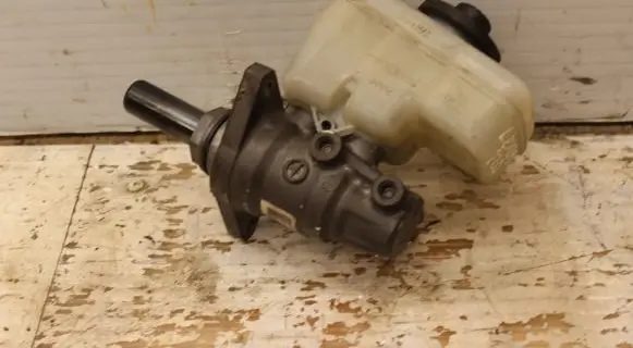 Lexus IS 220D-250-350 Master brake cylinder 80140