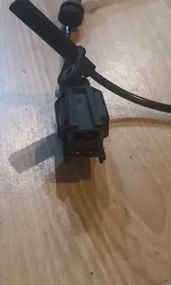 Jaguar I-Pace ABS rear brake sensor J9D32C190