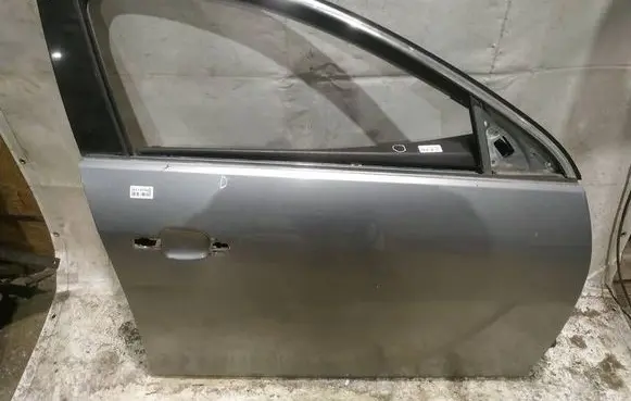 Opel Insignia A Front door pilkos