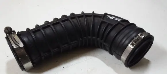 Audi A8 S8 D3 4E Air intake duct part 057129628B