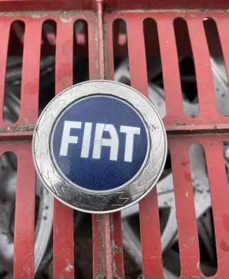 Fiat Punto (188) Original wheel cap 71801676 T47