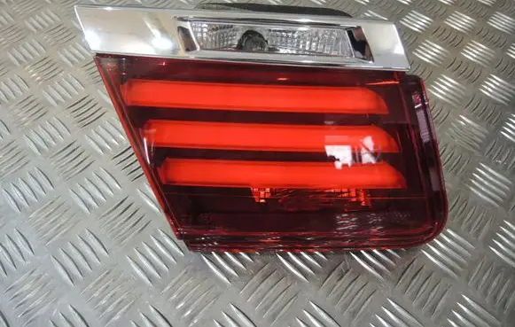 BMW 7 F01 F02 F03 F04 Tailgate rear/tail lights