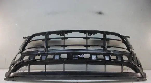 Front bumper lower grill