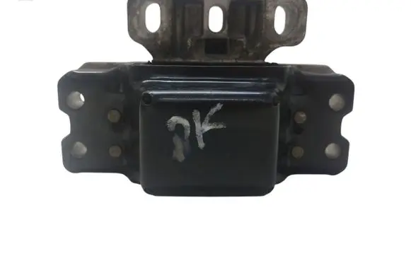 Skoda Octavia Mk2 (1Z) Engine mount bracket 1K0199555