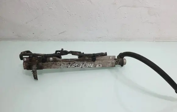 Honda CR-V Fuel main line pipe