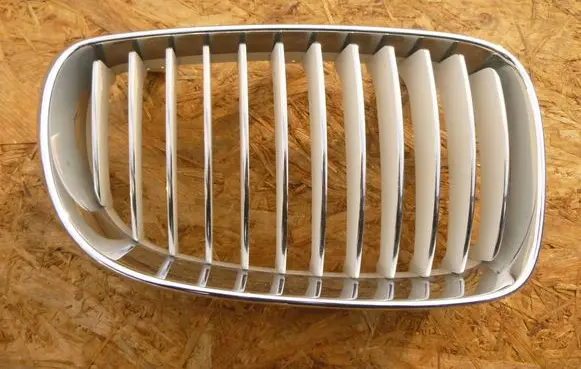 BMW 1 E81 E87 Front grill 51137179656 51137166440